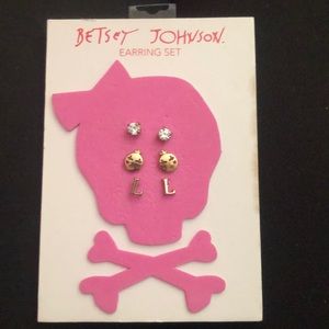 Earring set